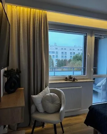 Family & Business Premium No 2 - 1 Bedroom With Private Jacuzzi, Balcony, Parking Apartament *