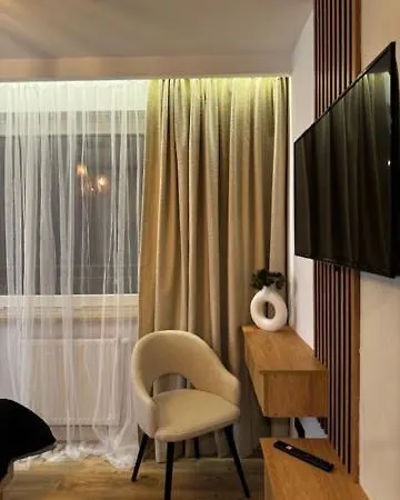 Family & Business Premium No 2 - 1 Bedroom With Private Jacuzzi, Balcony, Parking